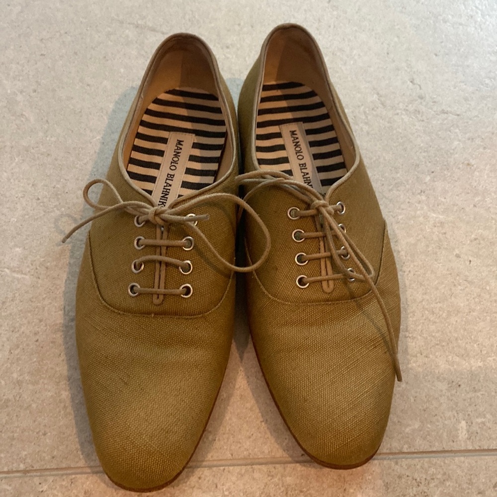 Size 37 Manolo blahnik loafers